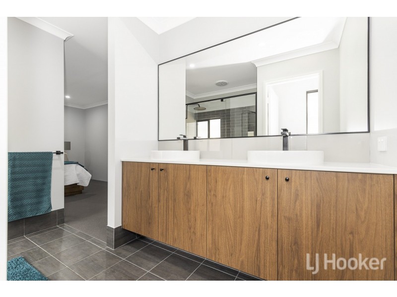 16 Rosewood Street, Eglinton WA 6034