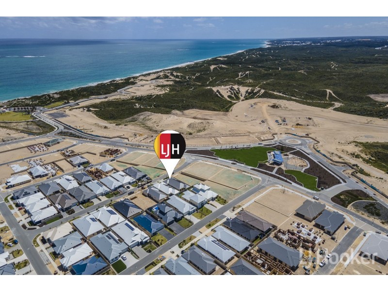 16 Rosewood Street, Eglinton WA 6034