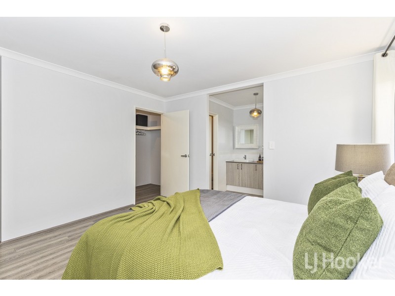 8 Apricot Road, Eglinton WA 6034