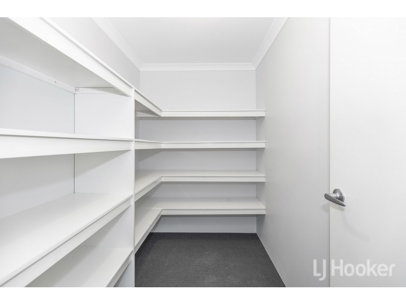 8 Apricot Road, Eglinton WA 6034