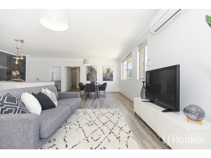 8 Apricot Road, Eglinton WA 6034