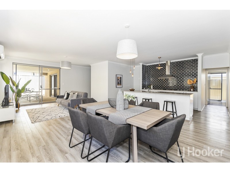 8 Apricot Road, Eglinton WA 6034