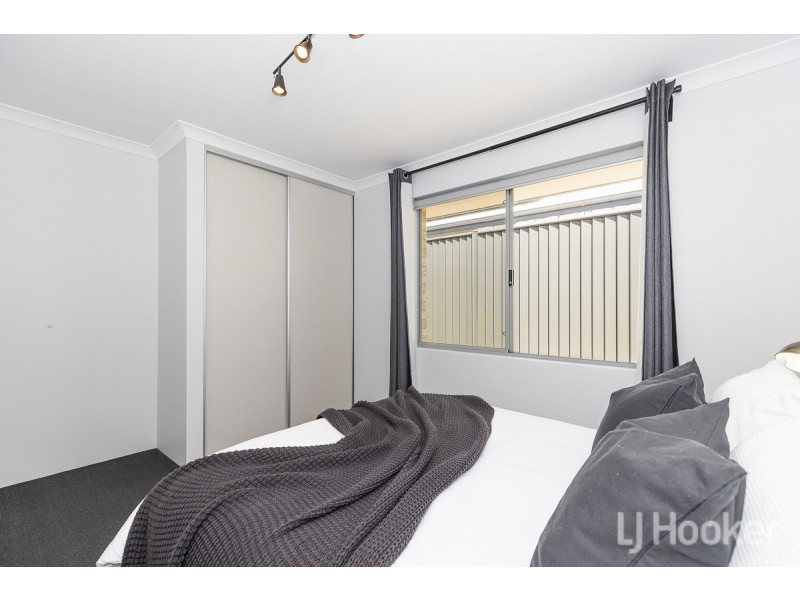 8 Apricot Road, Eglinton WA 6034