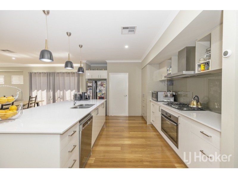 24 Silas Parade, Alkimos WA 6038