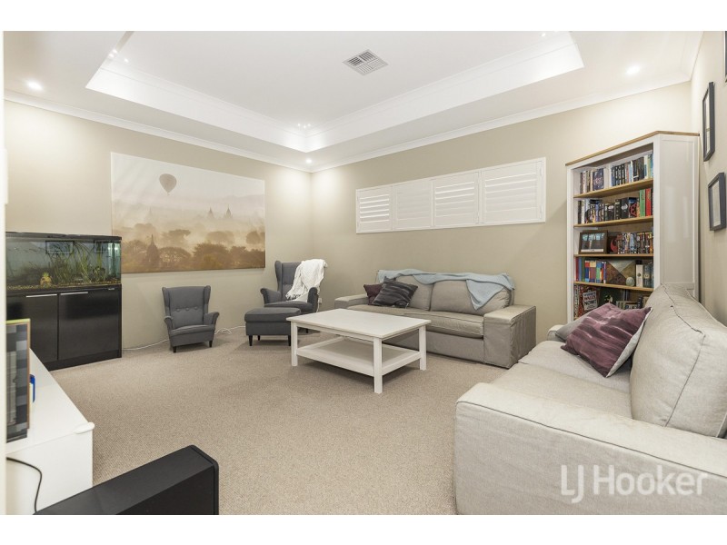 24 Silas Parade, Alkimos WA 6038