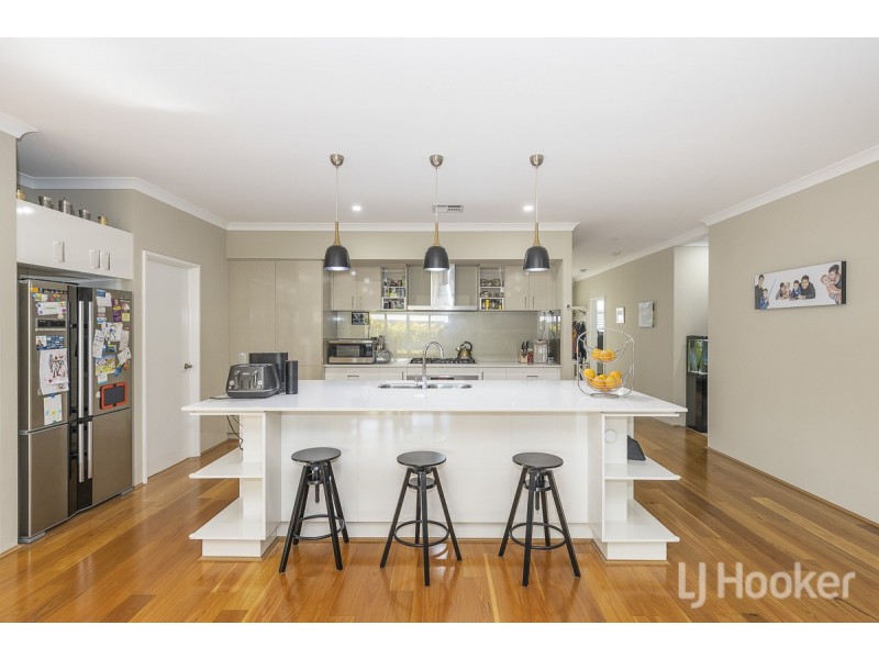 24 Silas Parade, Alkimos WA 6038