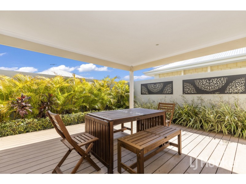 24 Silas Parade, Alkimos WA 6038