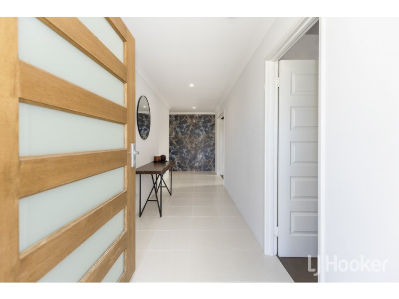 6 Carmine Street, Eglinton WA 6034