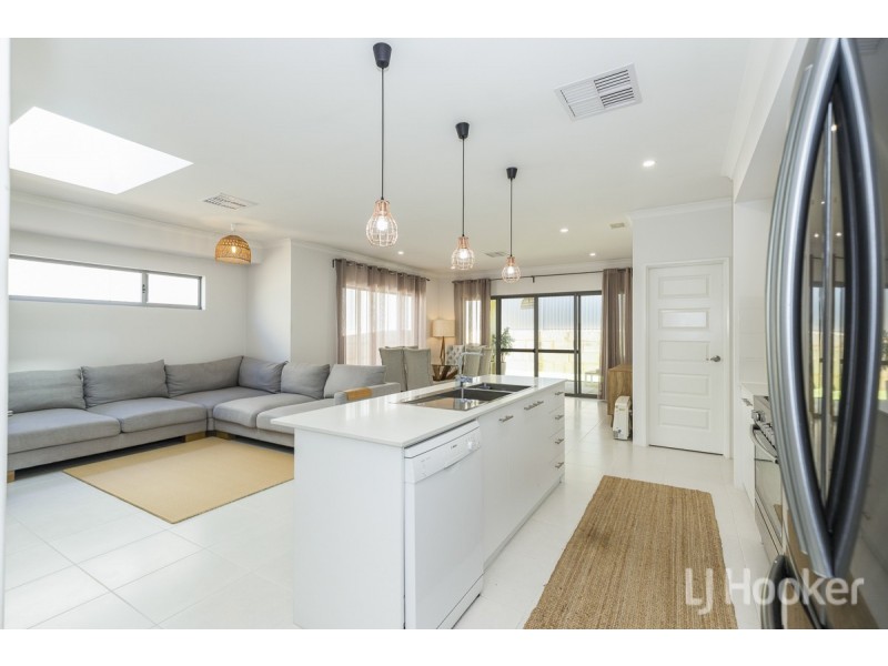 6 Carmine Street, Eglinton WA 6034