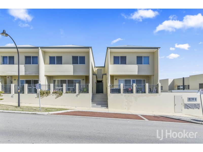 30/10 Pavonia Link, Clarkson WA 6030