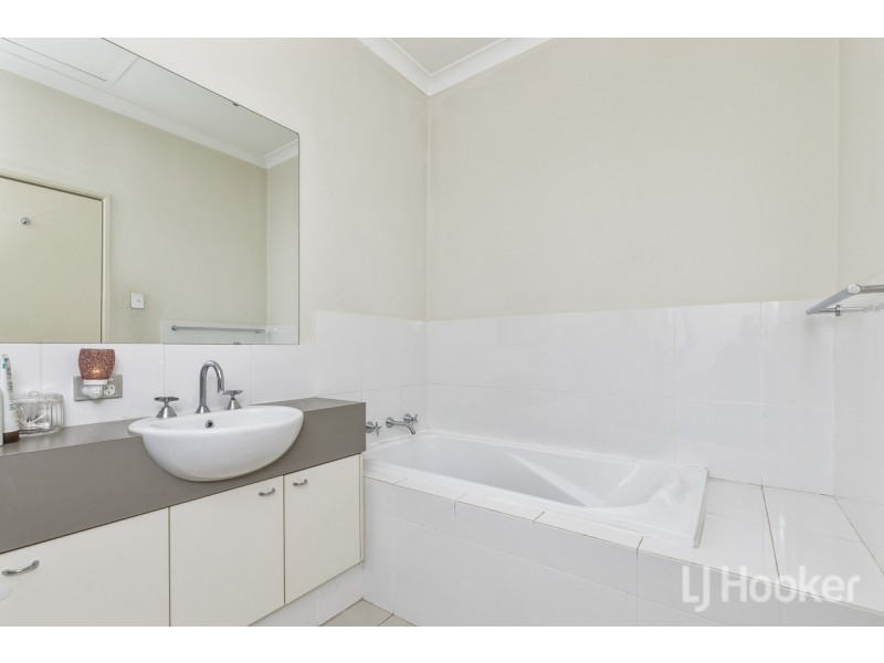 30/10 Pavonia Link, Clarkson WA 6030