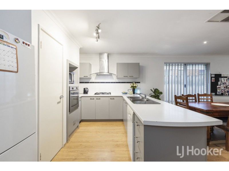 16 Beachside Parade, Yanchep WA 6035