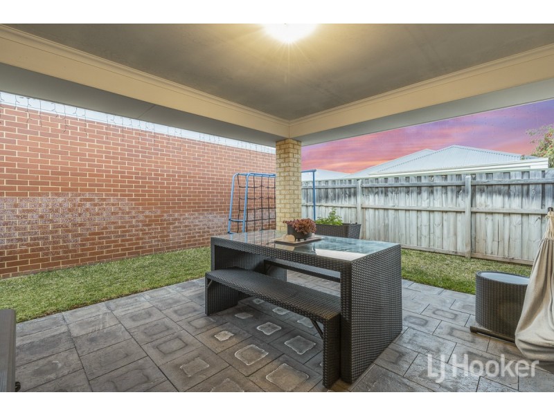 16 Beachside Parade, Yanchep WA 6035