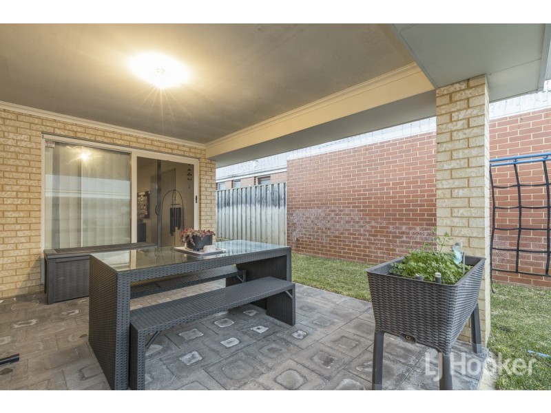 16 Beachside Parade, Yanchep WA 6035