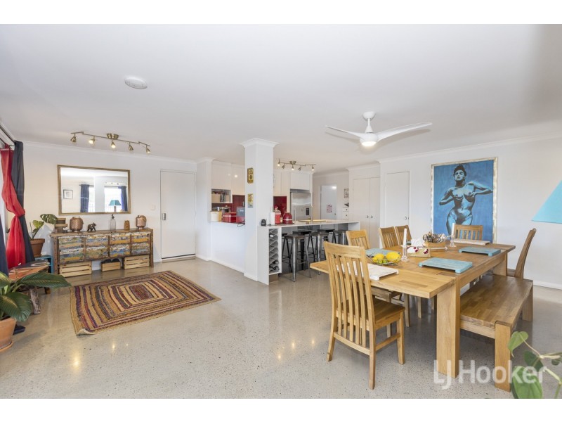 19 Newquay Close, Yanchep WA 6035