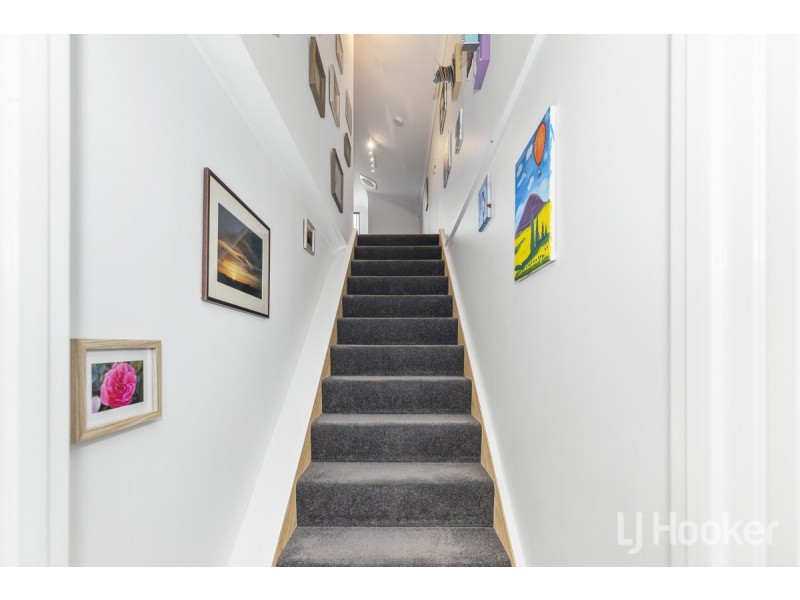 19 Newquay Close, Yanchep WA 6035