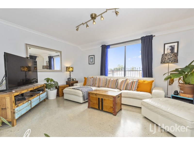 19 Newquay Close, Yanchep WA 6035