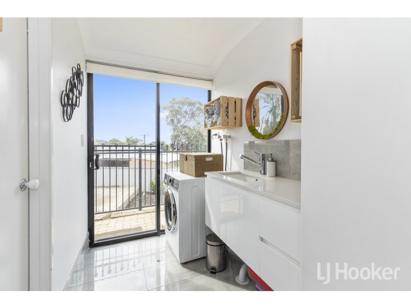 19 Newquay Close, Yanchep WA 6035