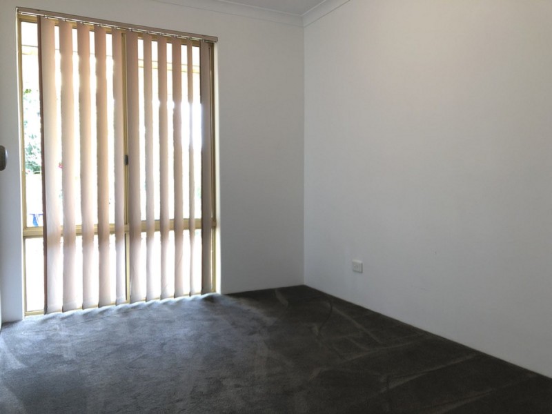 9 Caley Place, Two Rocks WA 6037