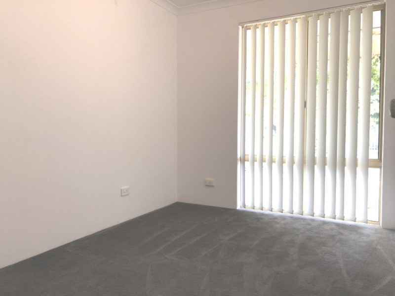 9 Caley Place, Two Rocks WA 6037