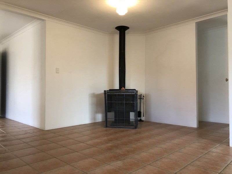 9 Caley Place, Two Rocks WA 6037