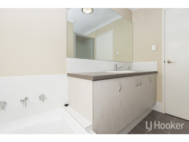 33 Bowline Avenue, Alkimos WA 6038