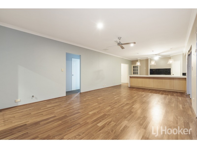 12 Windward Street, Yanchep WA 6035