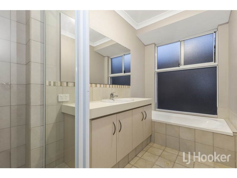 12 Windward Street, Yanchep WA 6035