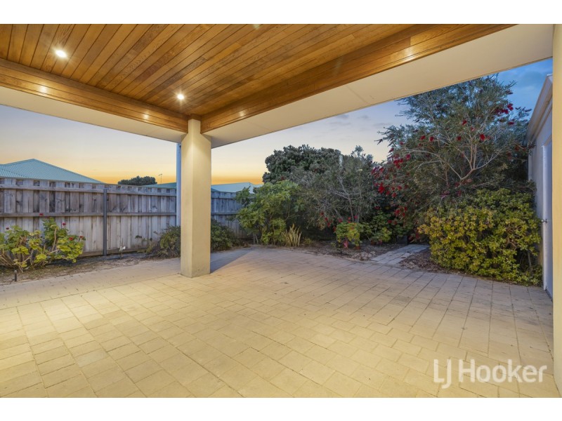 12 Windward Street, Yanchep WA 6035