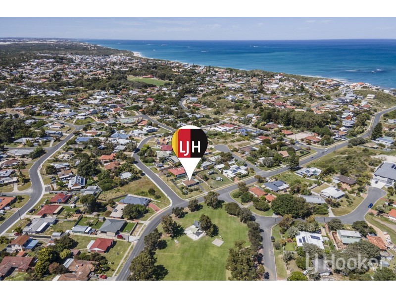 14 Wilkie Avenue, Yanchep WA 6035