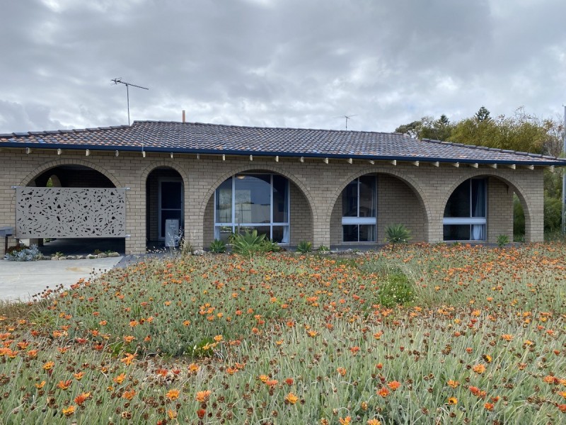 52 kaiber Avenue, Yanchep WA 6035