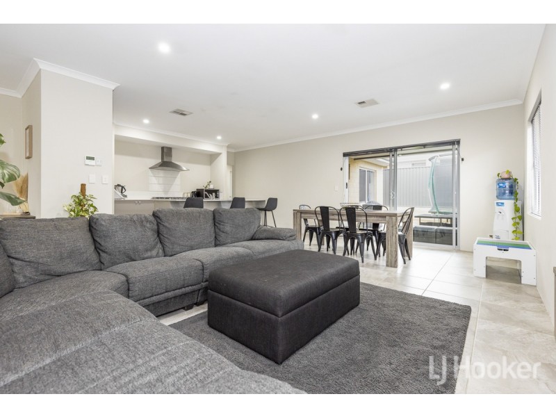 92 Marlinspike Boulevard, Jindalee WA 6036