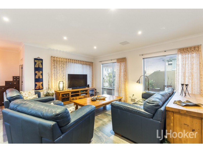 10 Sandbar Street, Yanchep WA 6035