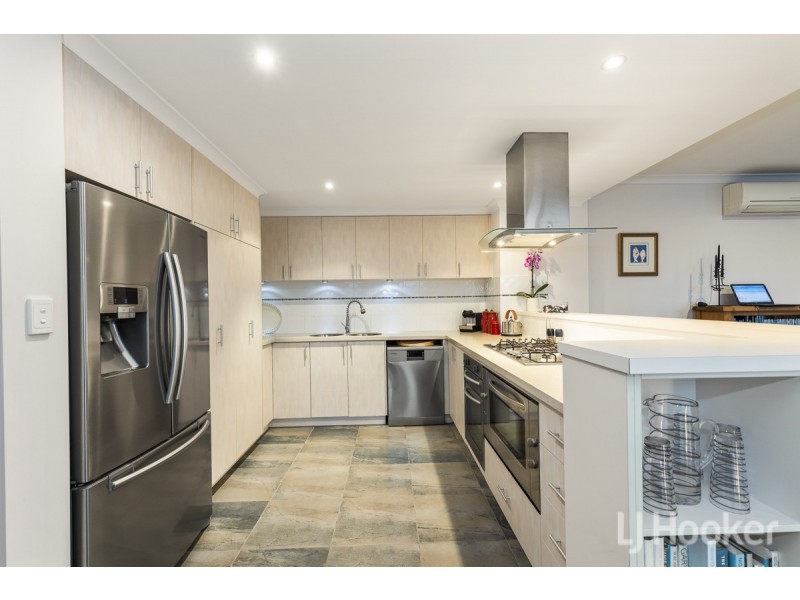 10 Sandbar Street, Yanchep WA 6035