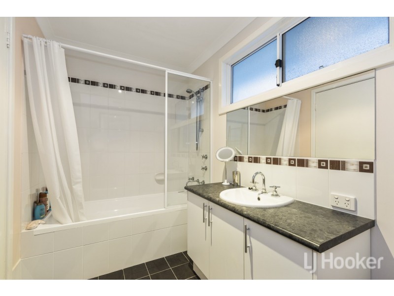 10 Sandbar Street, Yanchep WA 6035