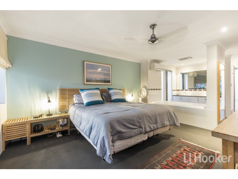 10 Sandbar Street, Yanchep WA 6035