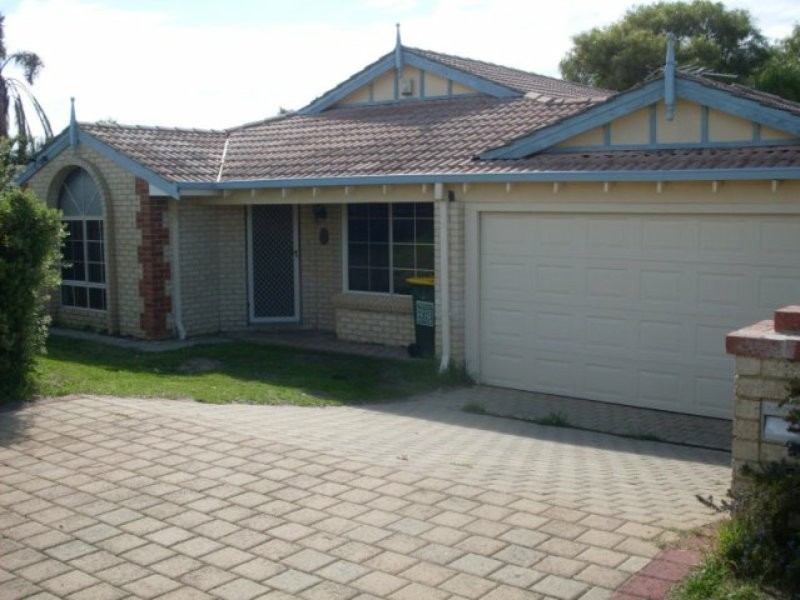 12 Hamilton Court, Yanchep WA 6035