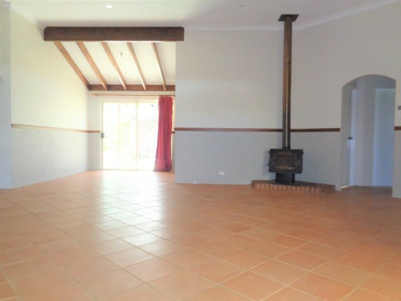 12 Hamilton Court, Yanchep WA 6035