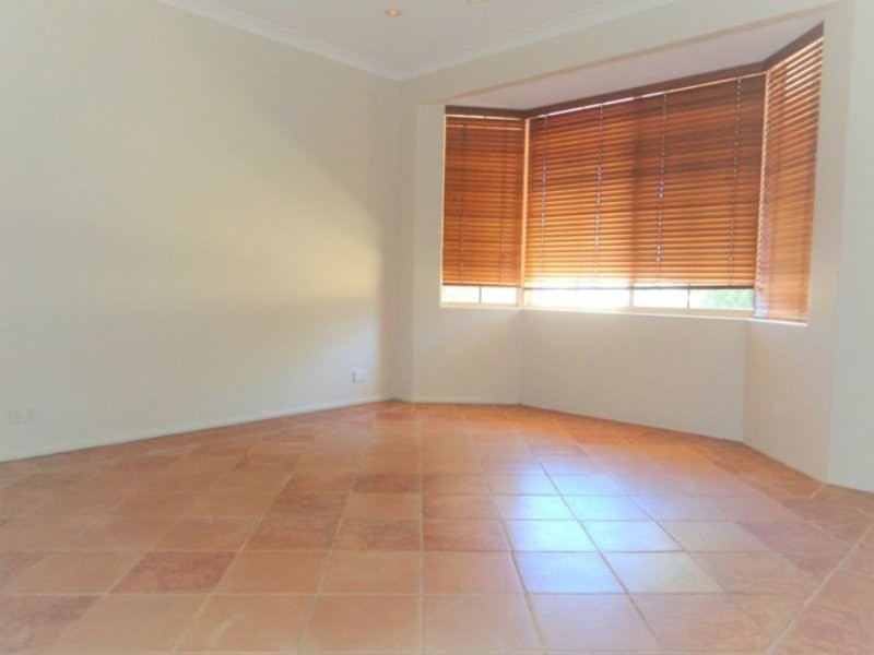 12 Hamilton Court, Yanchep WA 6035