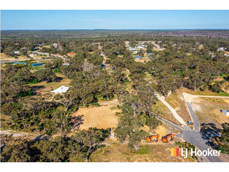 5 Chilli Glade, Two Rocks WA 6037