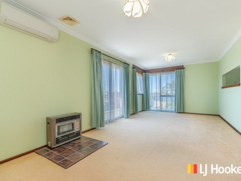 12 Evans Place, Two Rocks WA 6037