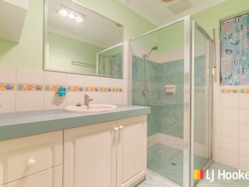 12 Evans Place, Two Rocks WA 6037