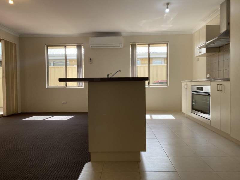 35/146 St Andrews Drive, Yanchep WA 6035