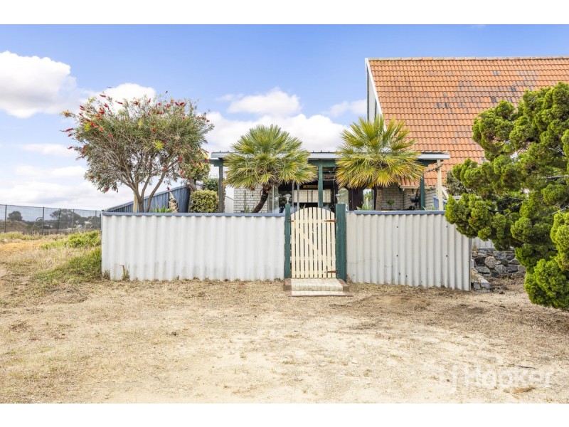 61 Moorpark Avenue, Yanchep WA 6035