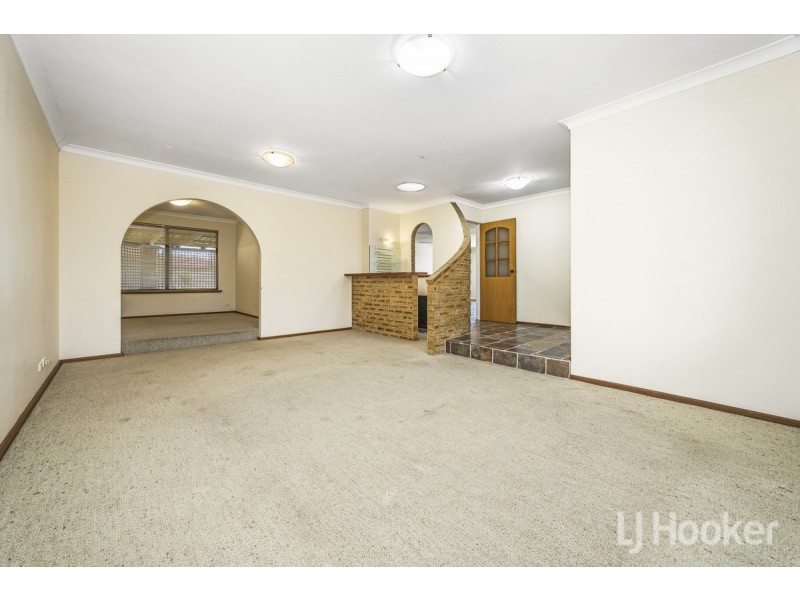 4 Chester Avenue, Two Rocks WA 6037