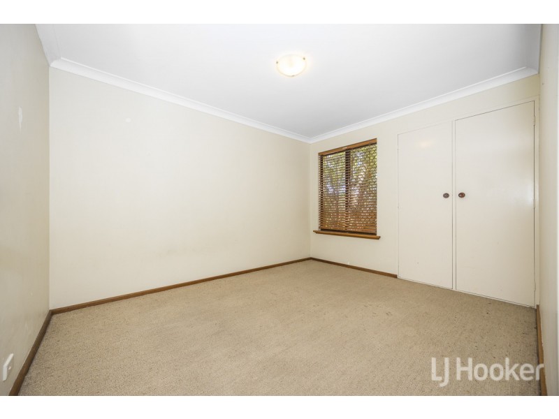 4 Chester Avenue, Two Rocks WA 6037