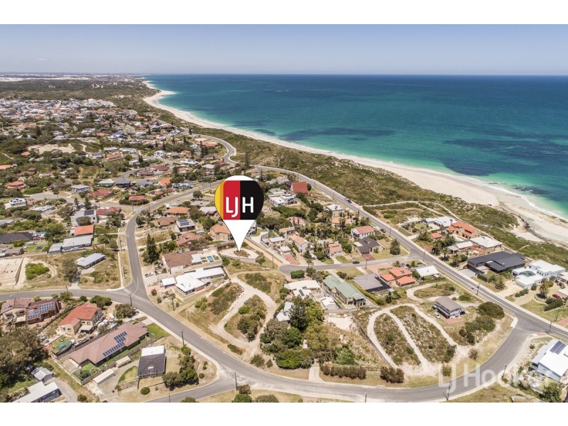 11 Coles Place, Yanchep WA 6035