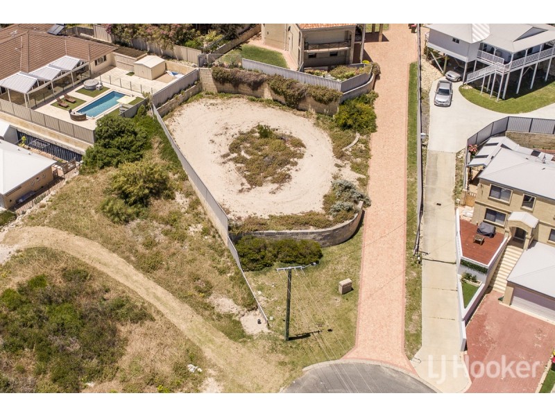 11 Coles Place, Yanchep WA 6035