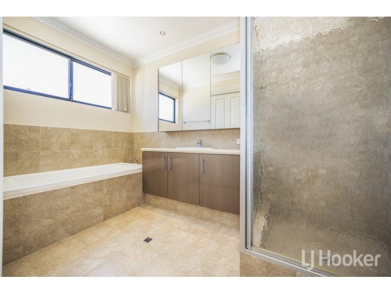 21 Springhill Place, Two Rocks WA 6037