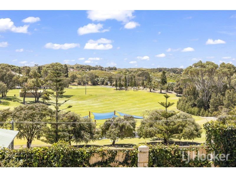 21 Springhill Place, Two Rocks WA 6037